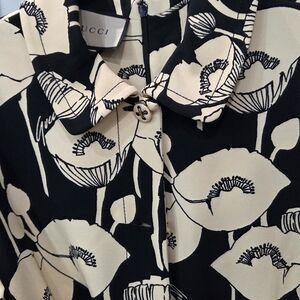 Gucci Black and Cream Floral Blouse
